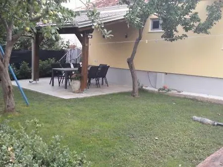 House In With Sea View, Terrace, Air Conditioning, Wi-fi 3* Pakoštane