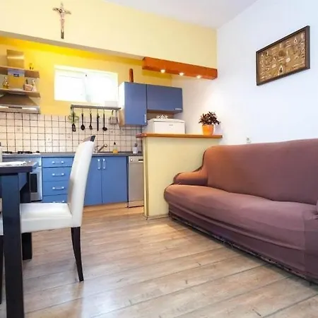 Hotel House In With Sea View, Terrace, Air Conditioning, Wi-fi 3*