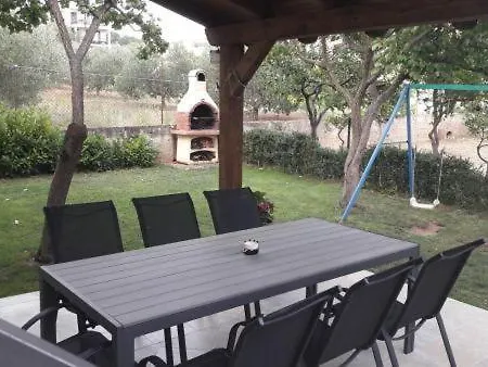 House In With Sea View, Terrace, Air Conditioning, Wi-fi 3* Pakoštane