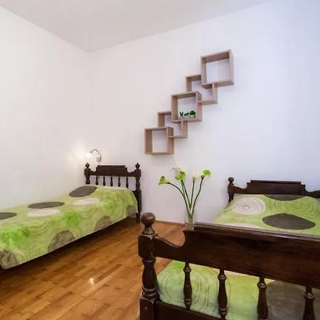 Hotel House In With Sea View, Terrace, Air Conditioning, Wi-fi Pakoštane